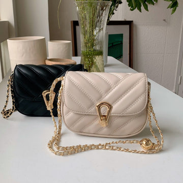 Design Rhombus Chain Crossbody Bag