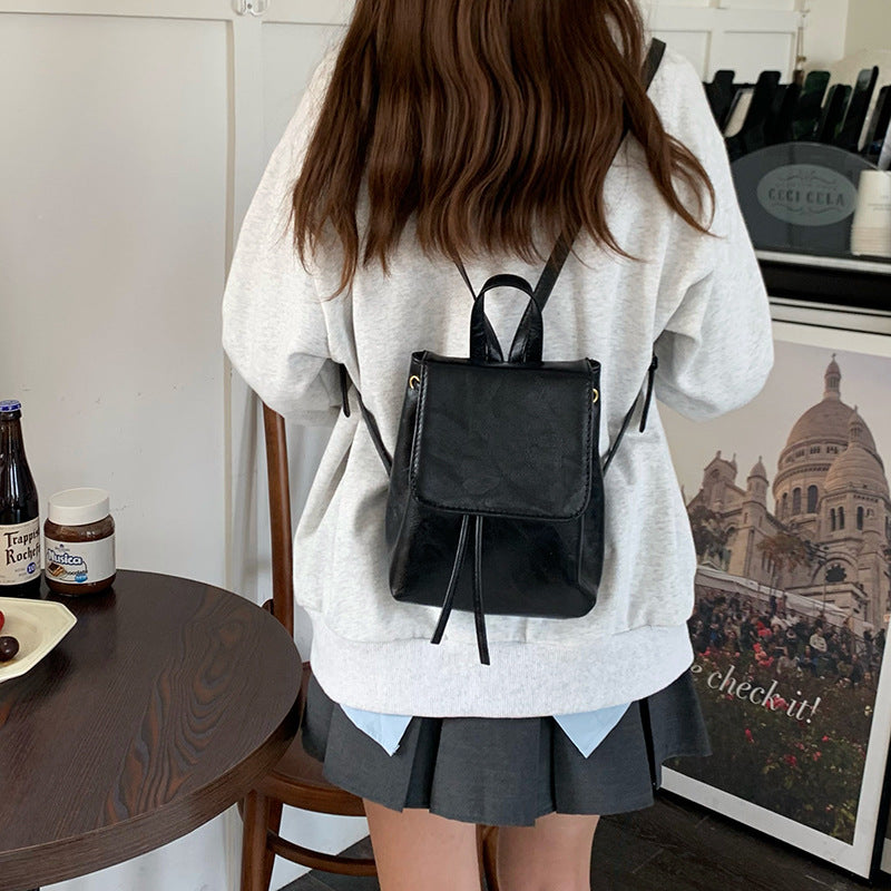 Retro Brown Backpack – Minimalist & Trendy