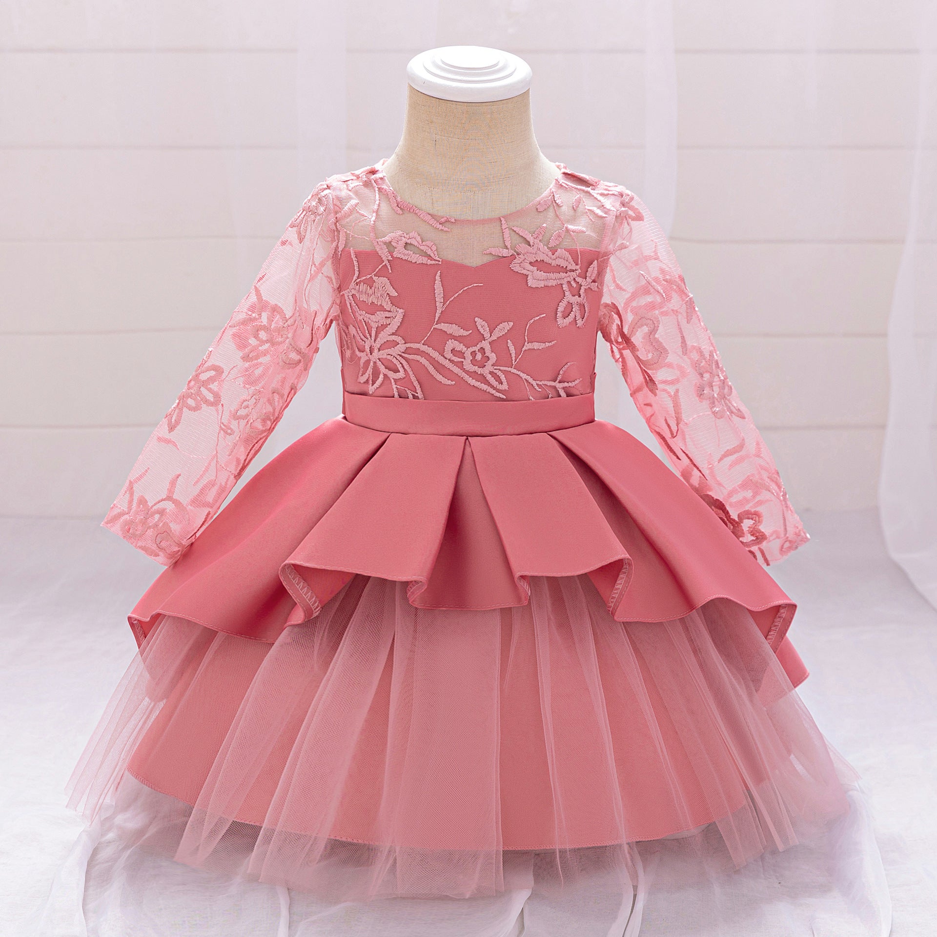 TEMU Amazon's new baby one-year-old dress long-sleeved hollowed-out embroidered satin cloth splicing mesh fluffy cake skirt
