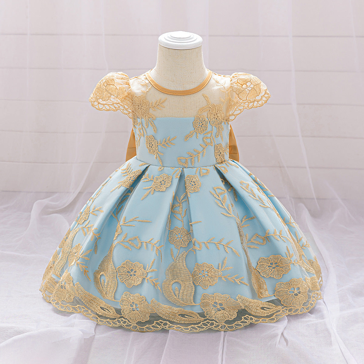 Amazon children's dress back bow gold silk embroidery middle and old children's host catwalk children's dress skirt