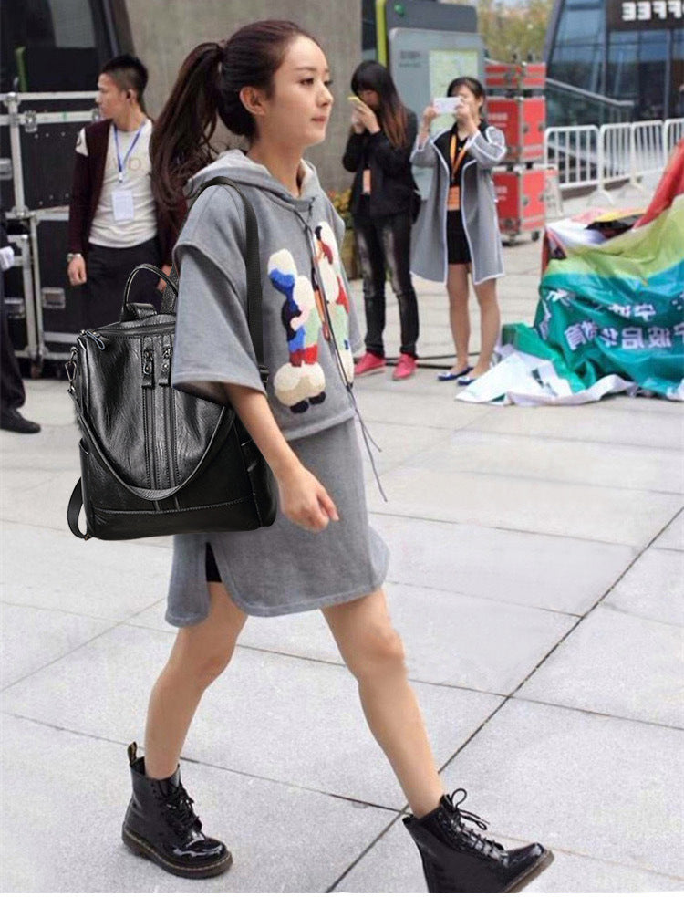 2025 new Korean version fashion backpack simple autumn and winter light schoolbag leisure travel large capacity soft leather backpack