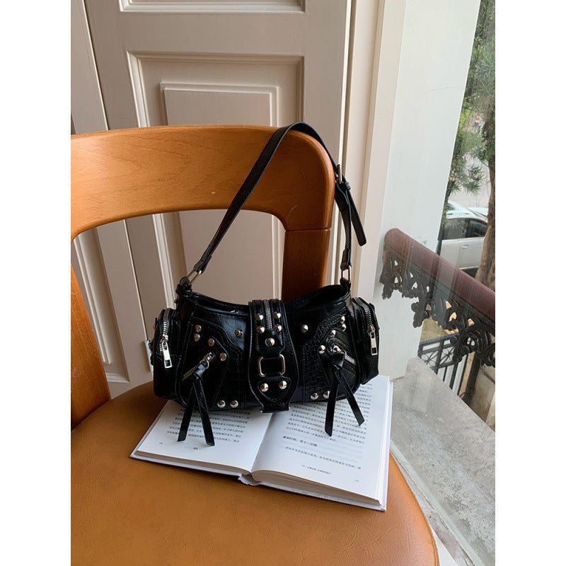 Sweet Cool Spice Girl Underarm Bag Niche Design Sense Versatile Heavy Industry Locomotive Bag Retro Commuter Shoulder Crossbody Bag Female