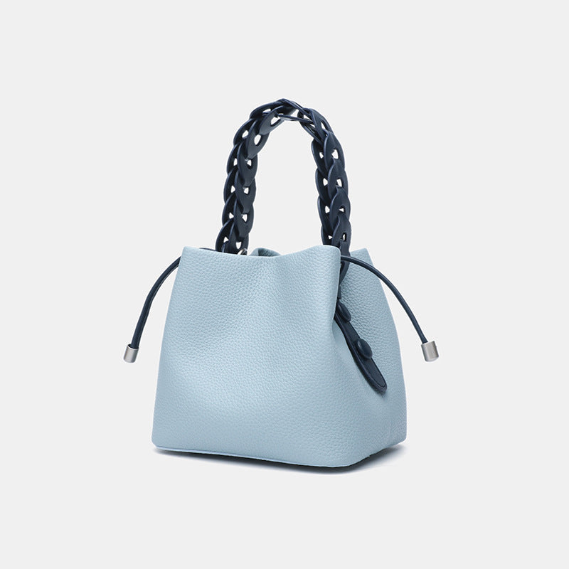 Bucket bag women's 2025 new summer versatile shoulder messenger bag women's niche commuter portable women's bag small