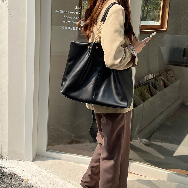 Large-Capacity Versatile Chain Tote Bag