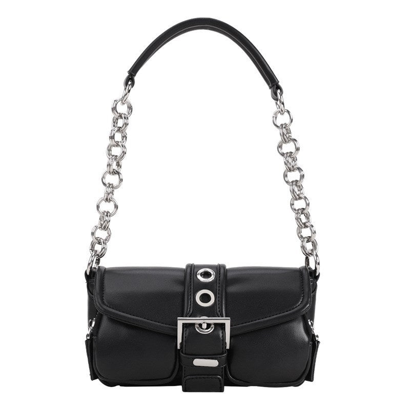 Mini Retro Chain Baguette Bag – Trendy & Compact