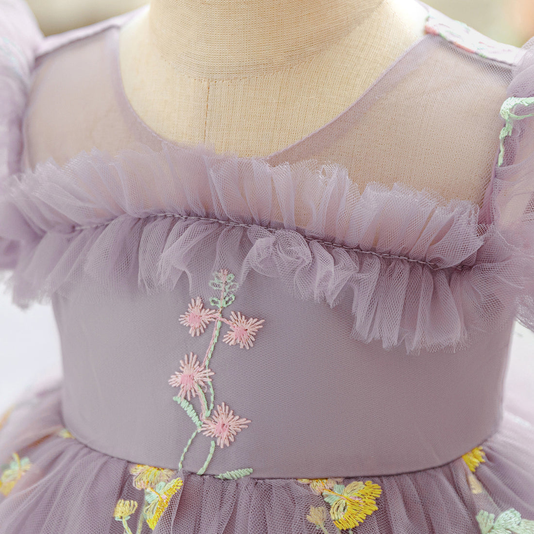 Girls Dress Summer Foreign Style Princess Dress Embroidered Bubble Sleeve Dress Gauze Dress Little Girl Vacation Dress