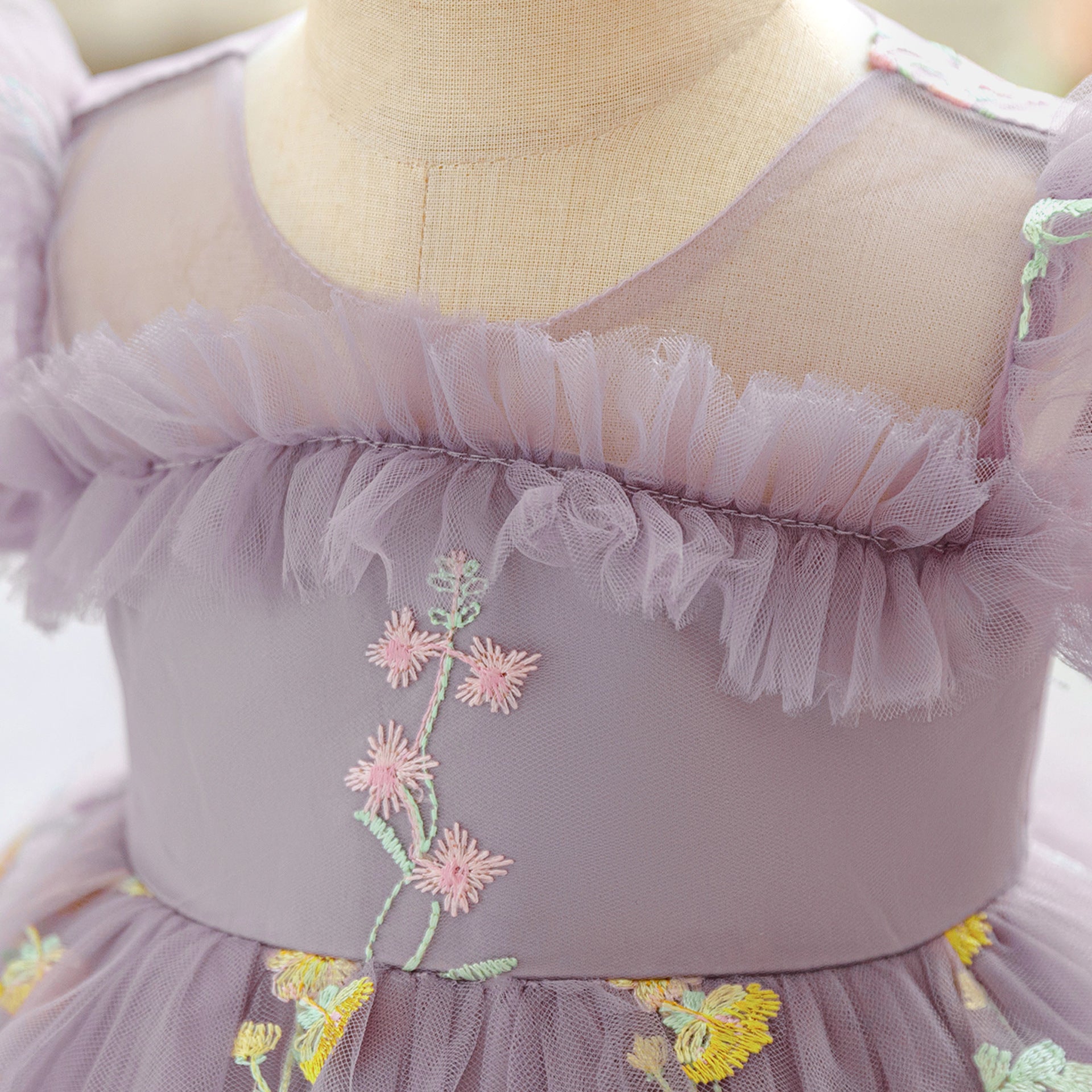 Girls Dress Summer Foreign Style Princess Dress Embroidered Bubble Sleeve Dress Gauze Dress Little Girl Vacation Dress