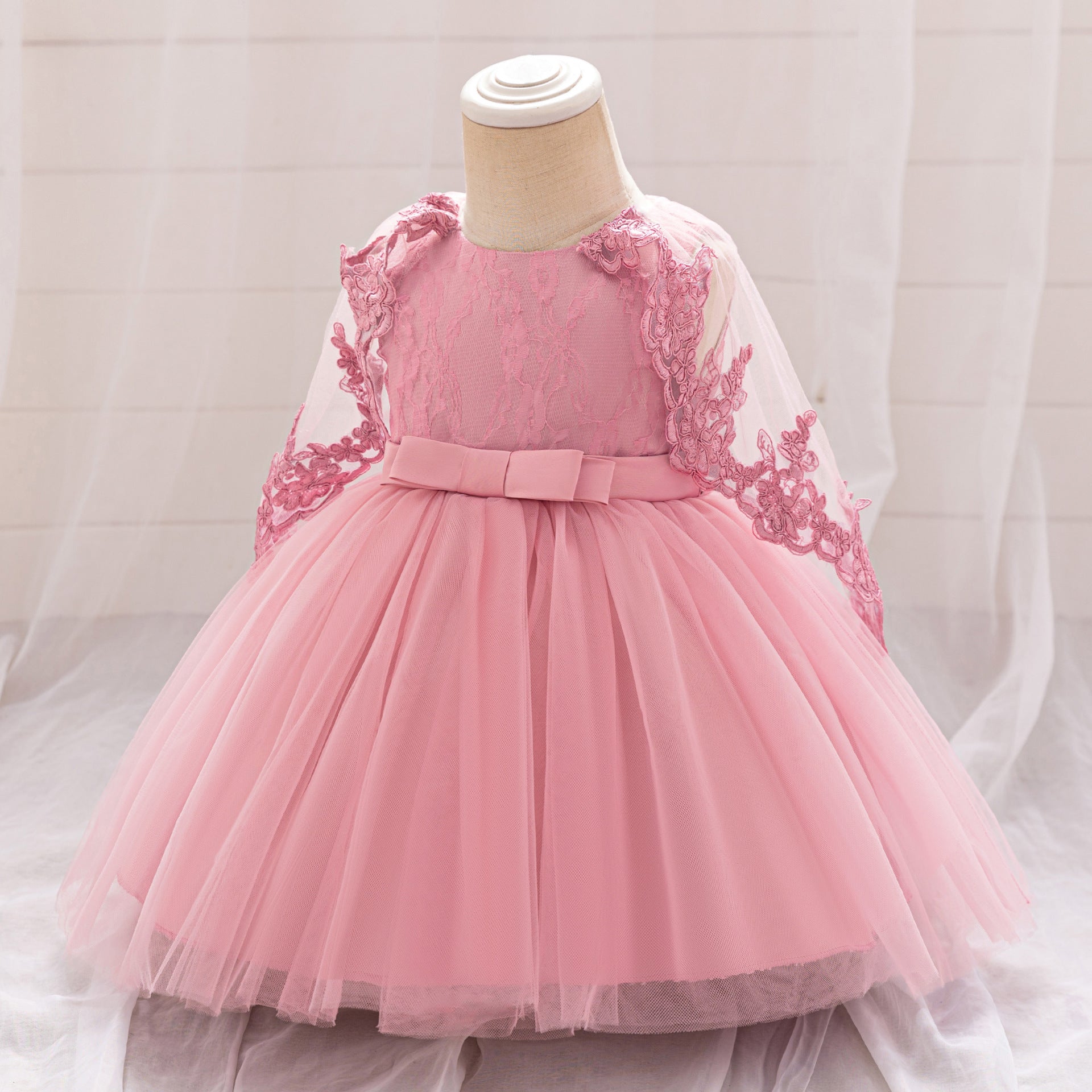 Cross-border new girls' princess dress, one-year-old girls' dress, embroidered shawl dress, mesh crew neck princess dress