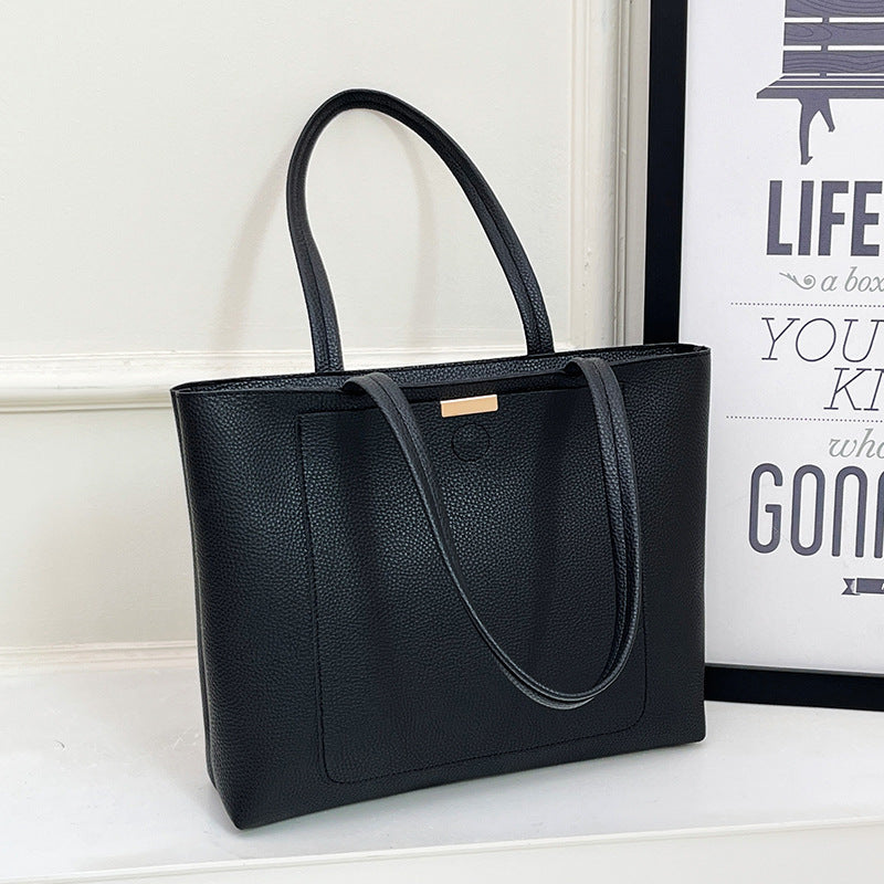 Large capacity bag women 2025 summer and autumn simple mother middle-aged new trendy commuter tote bag versatile shoulder bag