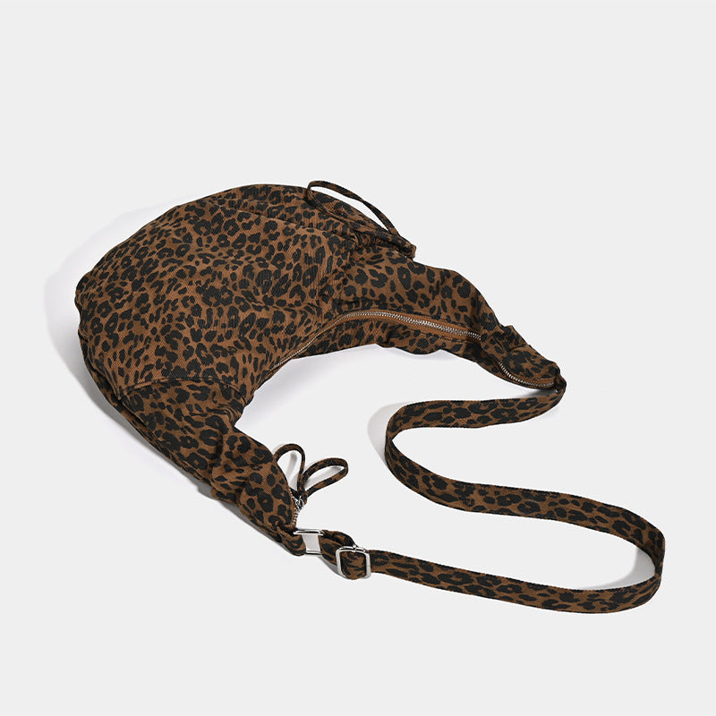 Autumn and winter fashion trend light and versatile soft canvas lazy leopard print dumpling bag large capacity casual shoulder messenger bag