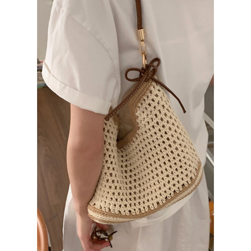 Mori hollow woven bag female, lazy wind ins Korean literary tote bag beaded large-capacity shoulder straw bag