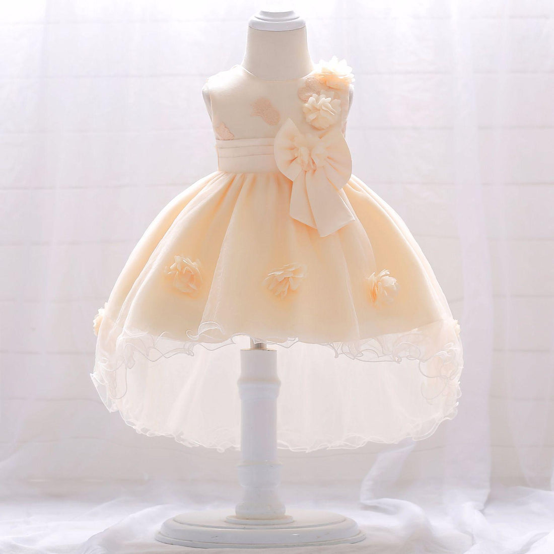 Foreign trade new baby first year wash dress baby full moon birthday gift trailing flower fluffy princess dress
