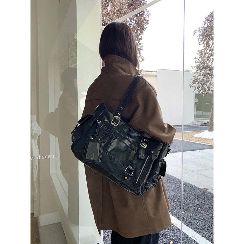 Cross-border sweet and cool wind large-capacity tote bag personalized versatile portable locomotive bag simple shoulder bag commuter messenger bag