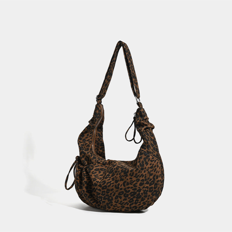 Autumn and winter fashion trend light and versatile soft canvas lazy leopard print dumpling bag large capacity casual shoulder messenger bag