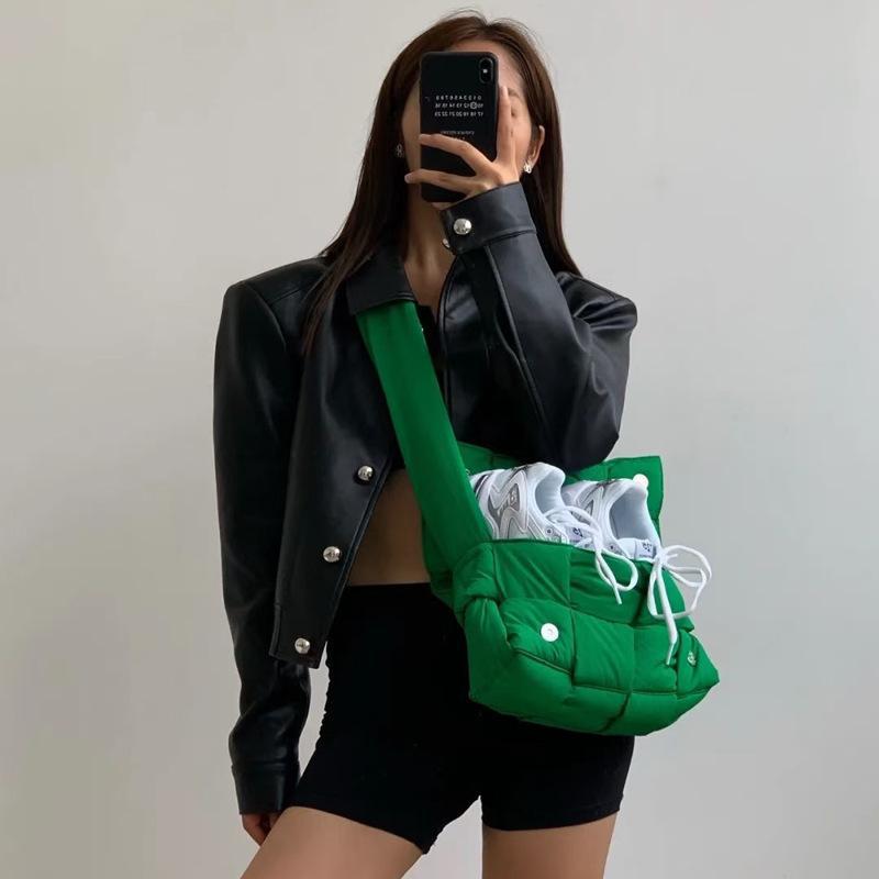 Casual Sponge Green Messenger Bag for Women