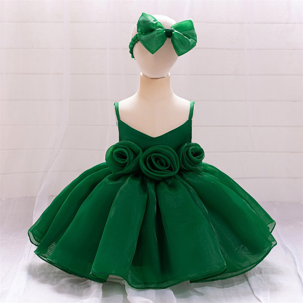 Foreign trade new infant princess dress baby first birthday banquet dress three-dimensional corsage suspender dress