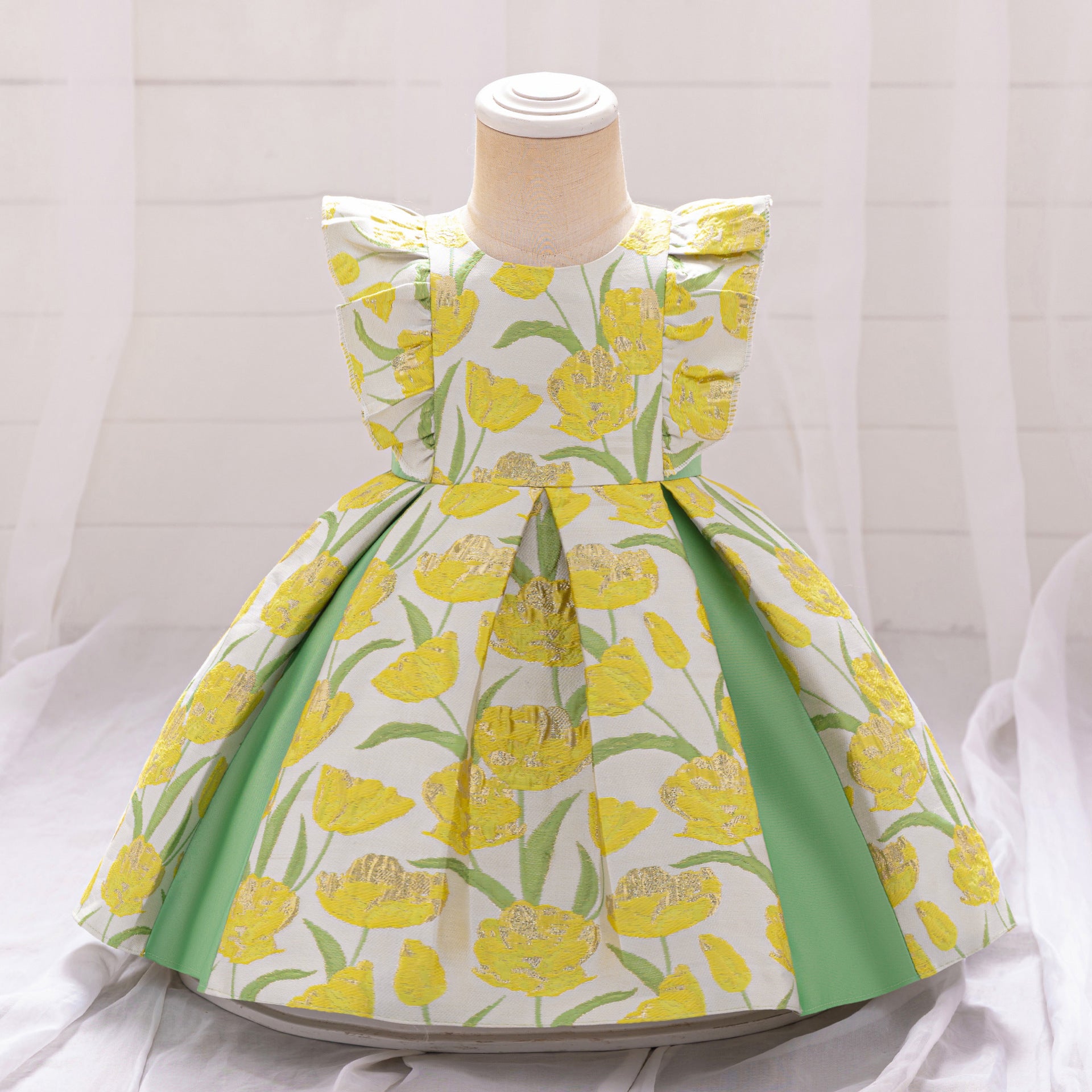 Europe and the United States new baby dress baby year old printed flower children's dress skirt children's birthday party 100 days wash dress