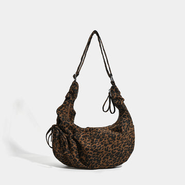 Autumn and winter fashion trend light and versatile soft canvas lazy leopard print dumpling bag large capacity casual shoulder messenger bag