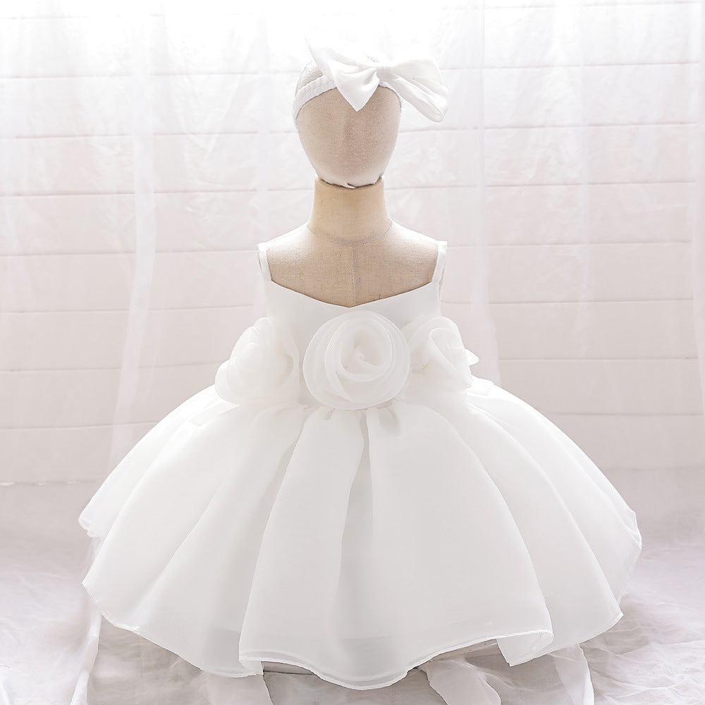 Foreign trade new infant princess dress baby first birthday banquet dress three-dimensional corsage suspender dress