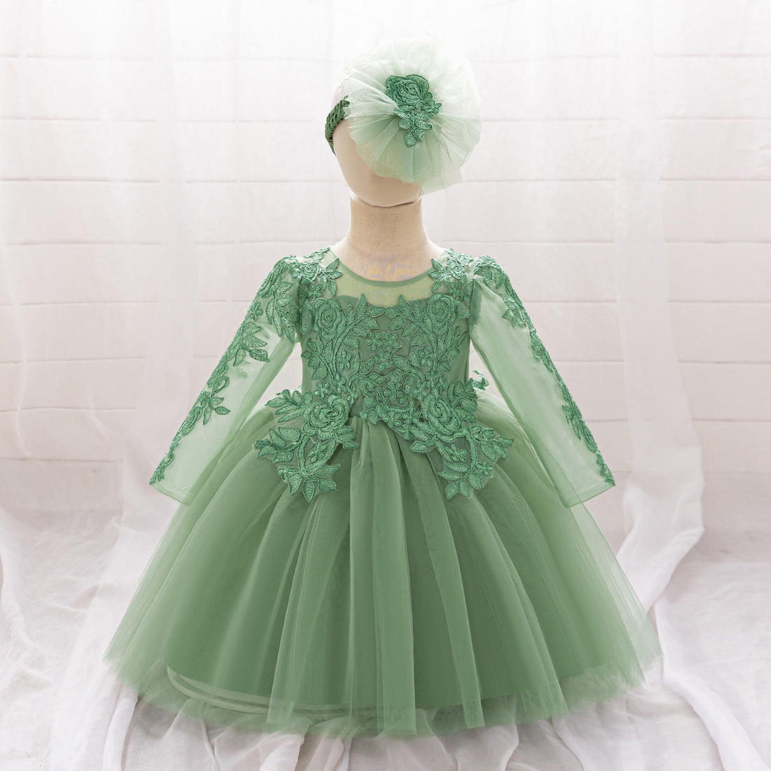 AliExpress New Infant Dress Princess Dress Long Sleeve Embroidered Mesh Fluffy Princess Dress Girls Wash Dress