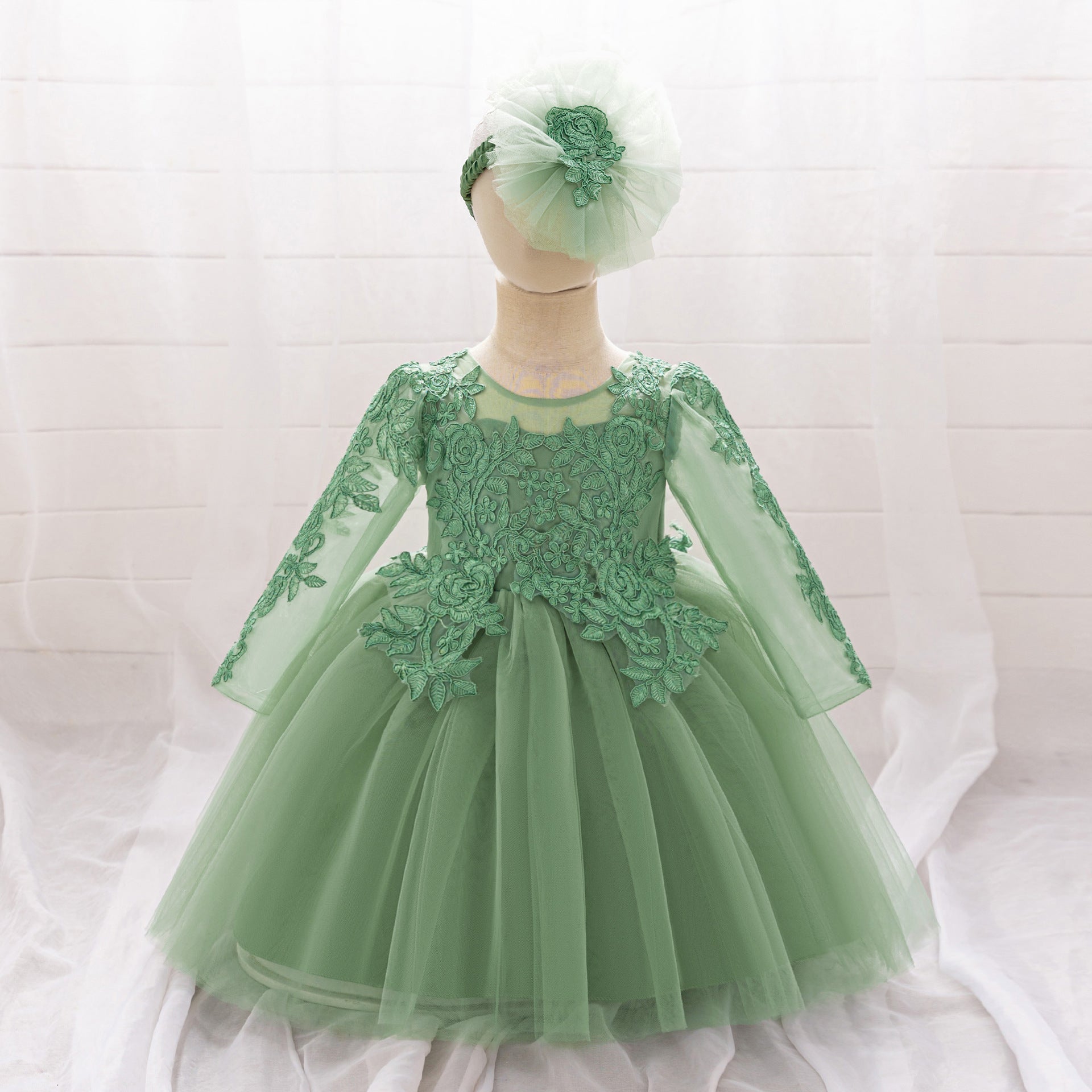 AliExpress New Infant Dress Princess Dress Long Sleeve Embroidered Mesh Fluffy Princess Dress Girls Wash Dress