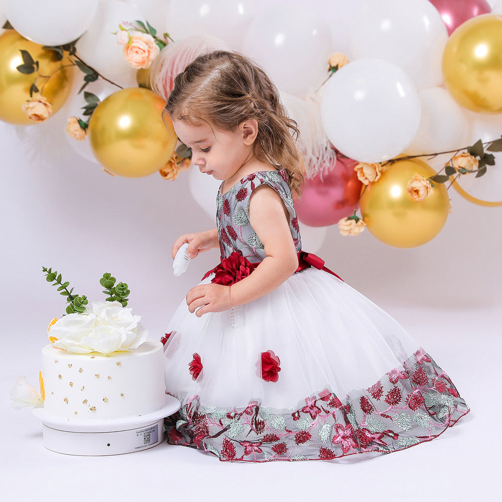 New European and American baby birthday dress infant three-dimensional flower girl dress birthday gift full moon banquet skirt
