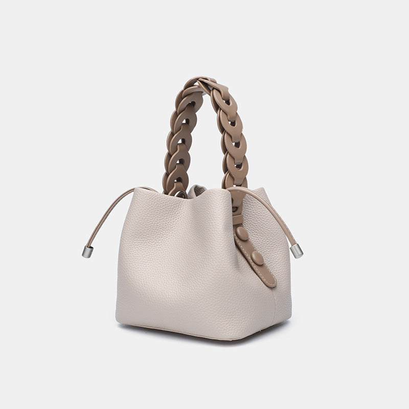 Bucket bag women's 2025 new summer versatile shoulder messenger bag women's niche commuter portable women's bag small