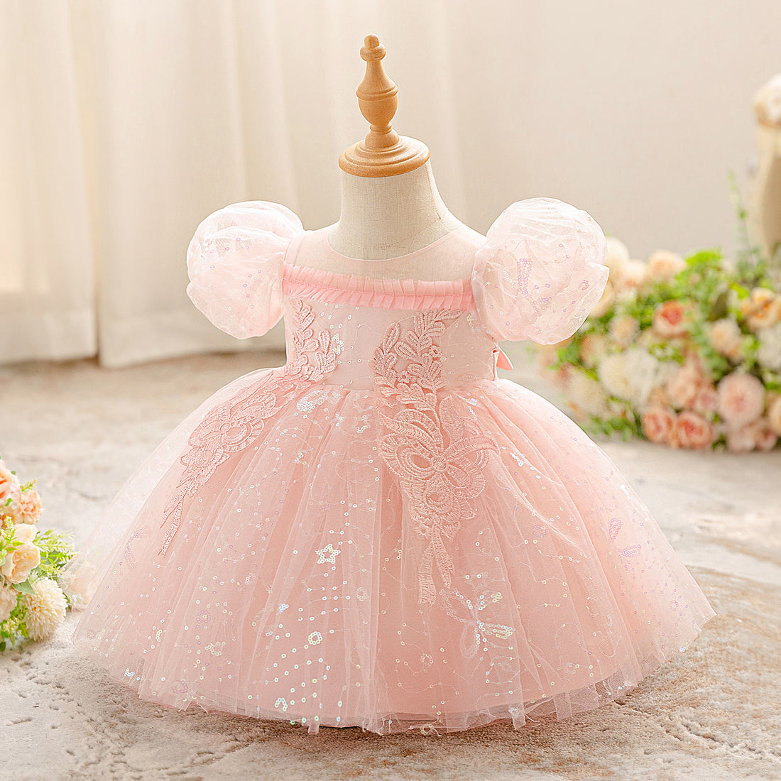 Girls princess dress 2025 summer new children's dress baby foreign style festival performance children's dress wholesale