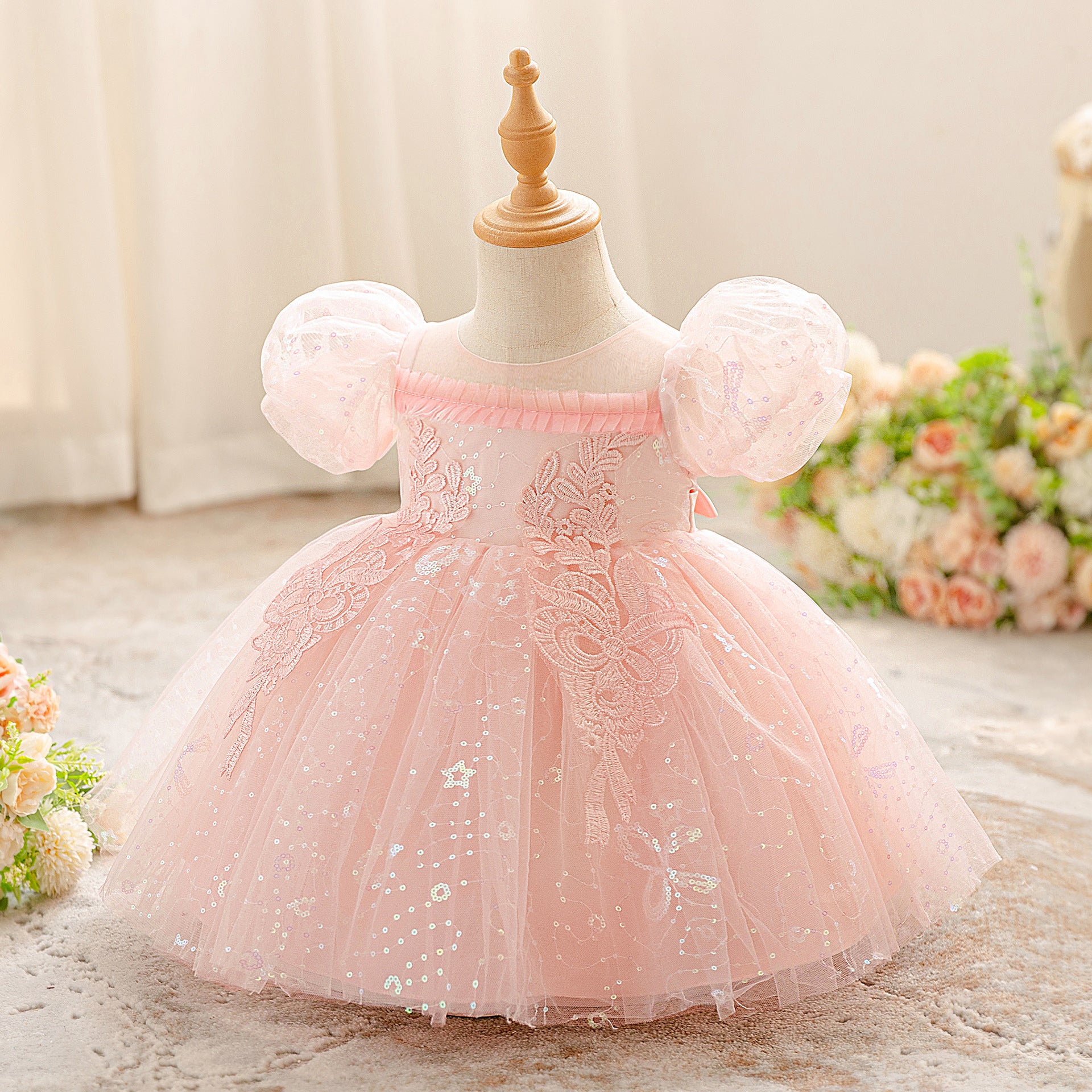 Girls princess dress 2025 summer new children's dress baby foreign style festival performance children's dress wholesale
