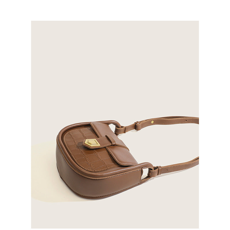 Winter Crocodile Pattern Saddle Bag – Stylish & Versatile