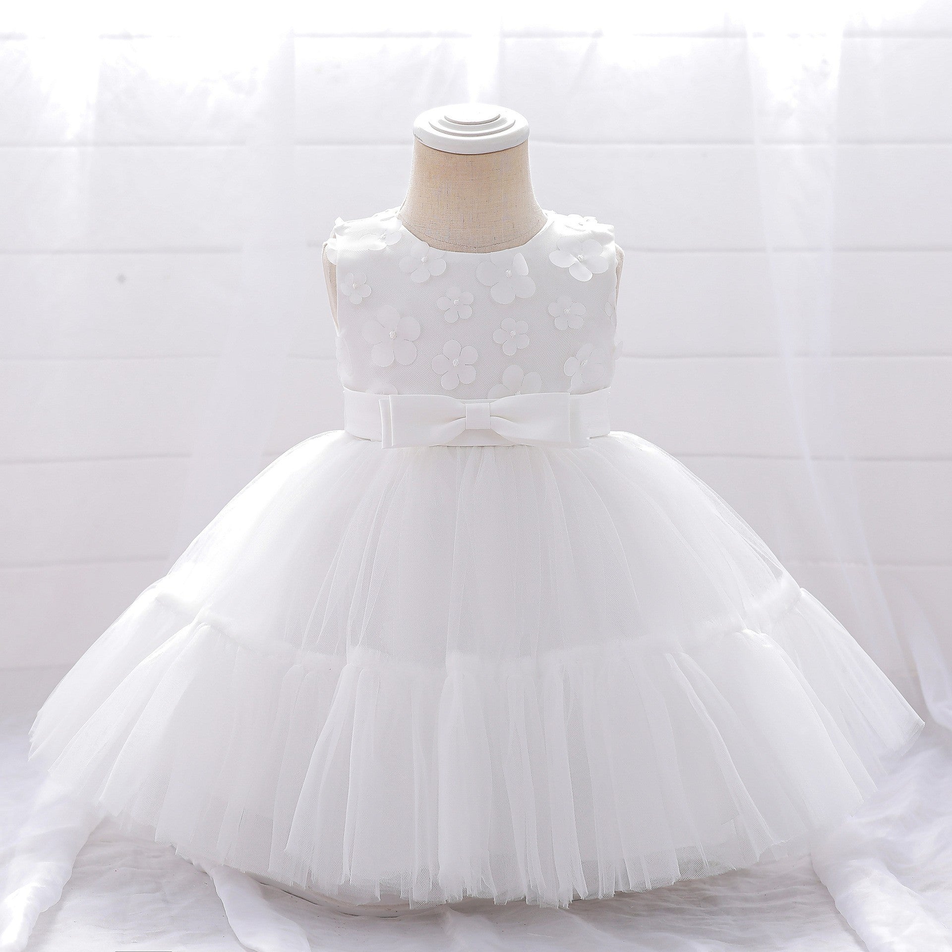 Cross-border new flower girl wedding fluffy yarn little girl princess dress, one-year-old baby girl banquet grab week dress