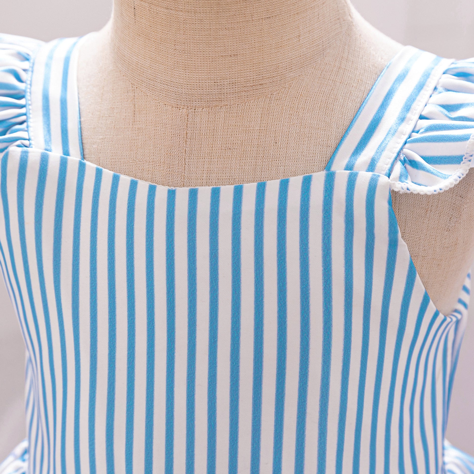 Cross-border new girls' princess dress striped satin dress first birthday dress Xiaofei sleeve print dress dress