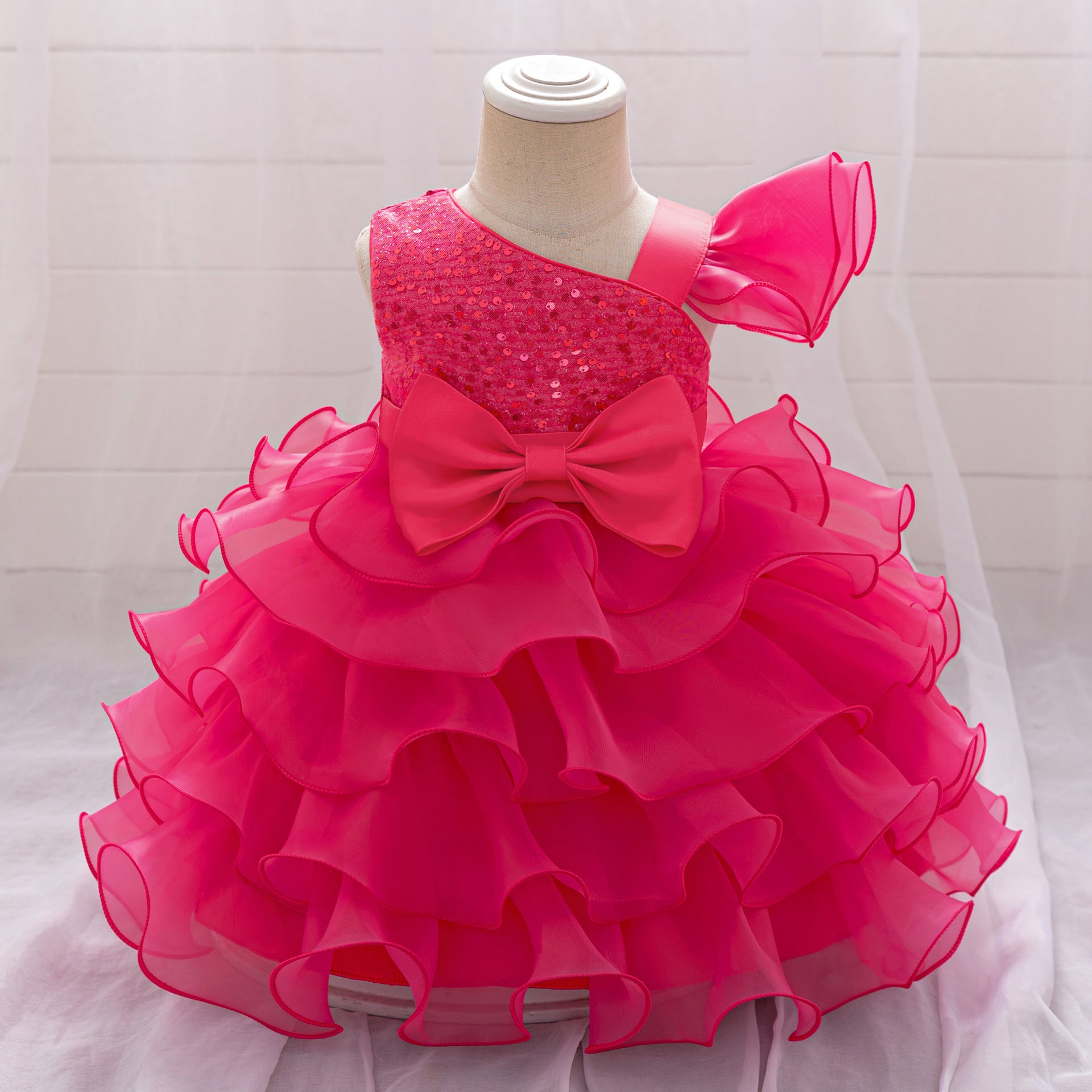 Amazon's new baby dress princess dress irregular slanted shoulder sequins cake skirt bow tutu skirt