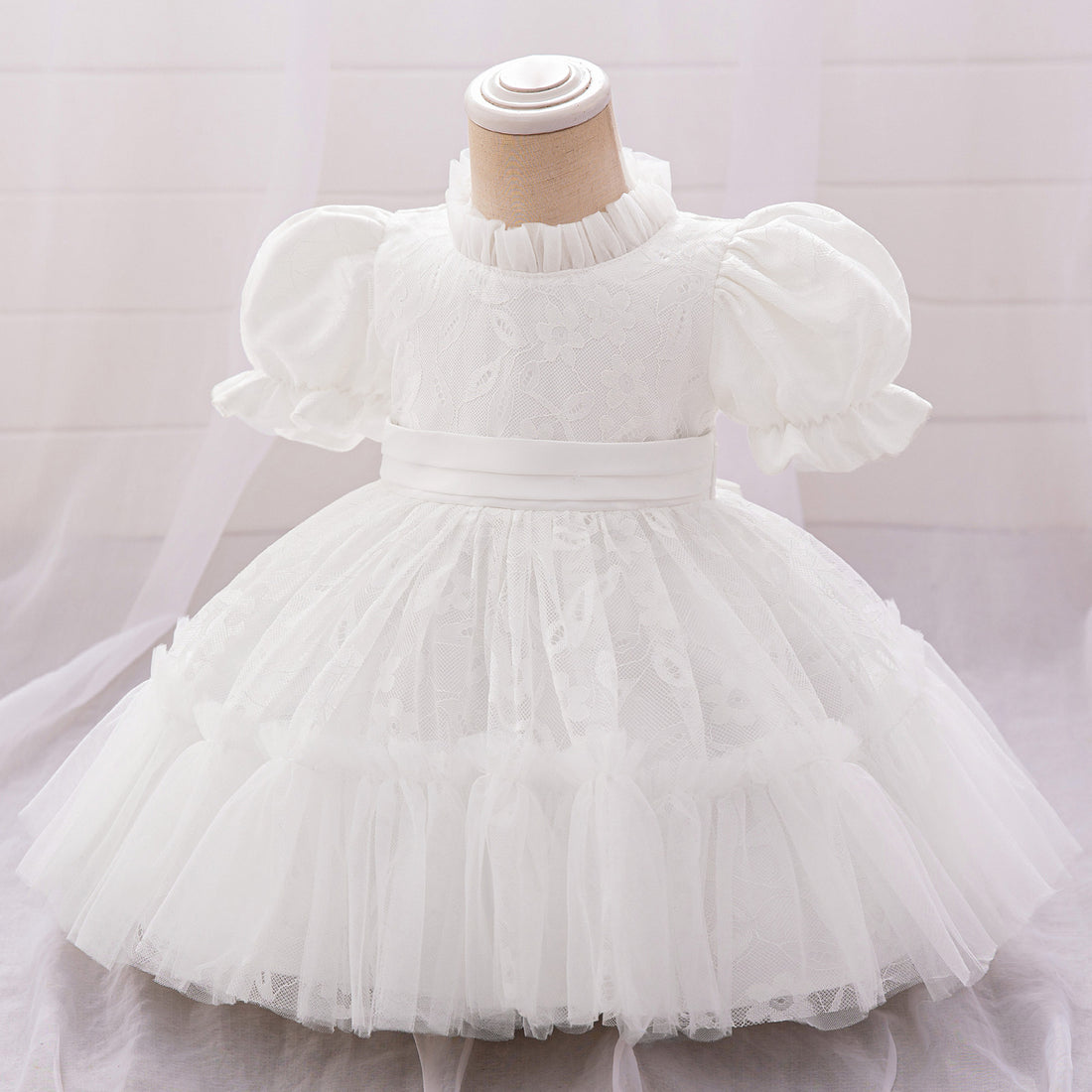 2024 New Girls' Wash Dress White Children's Dress Mesh Princess Dress Lace Embroidered Dress Yearly Dress