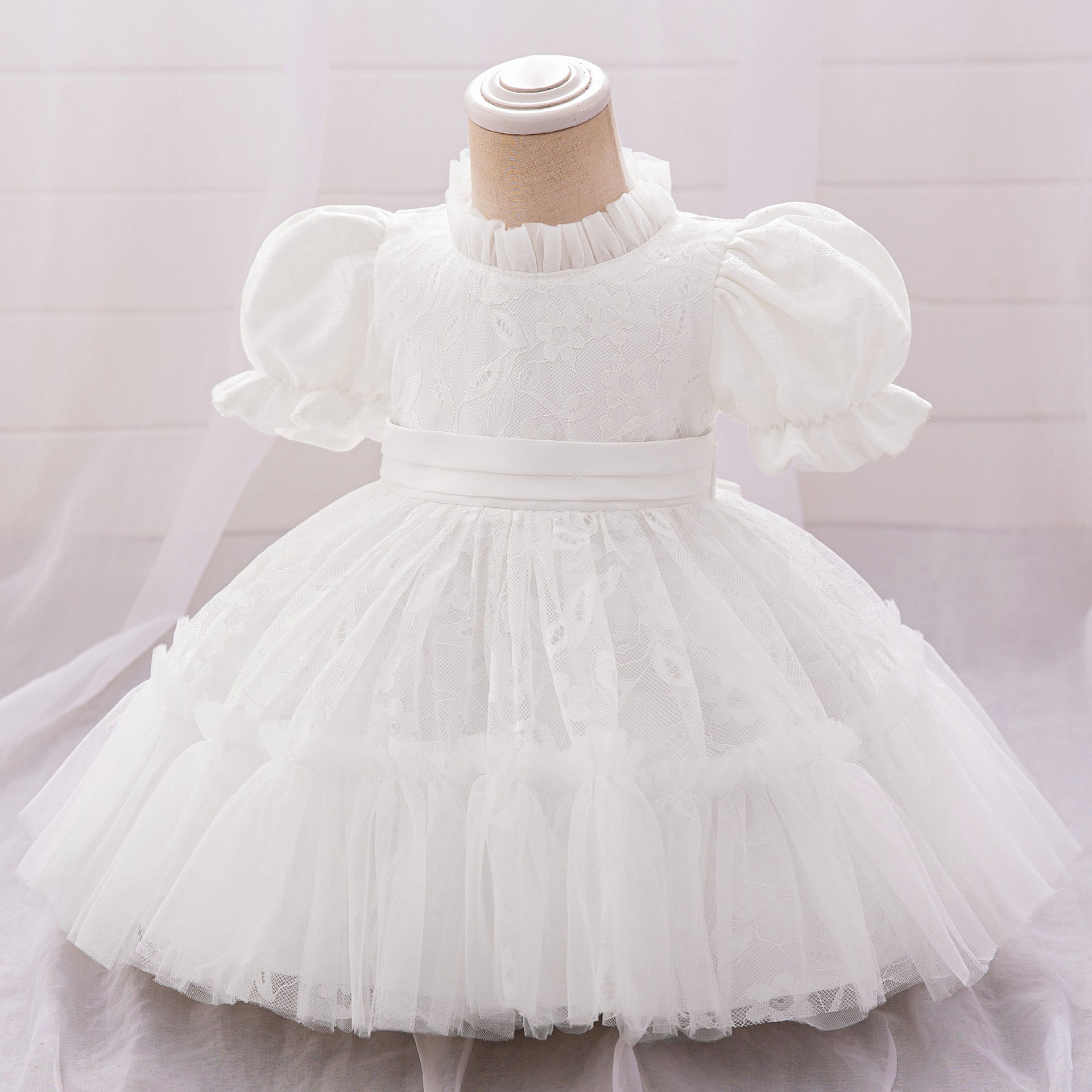 2024 New Girls' Wash Dress White Children's Dress Mesh Princess Dress Lace Embroidered Dress Yearly Dress