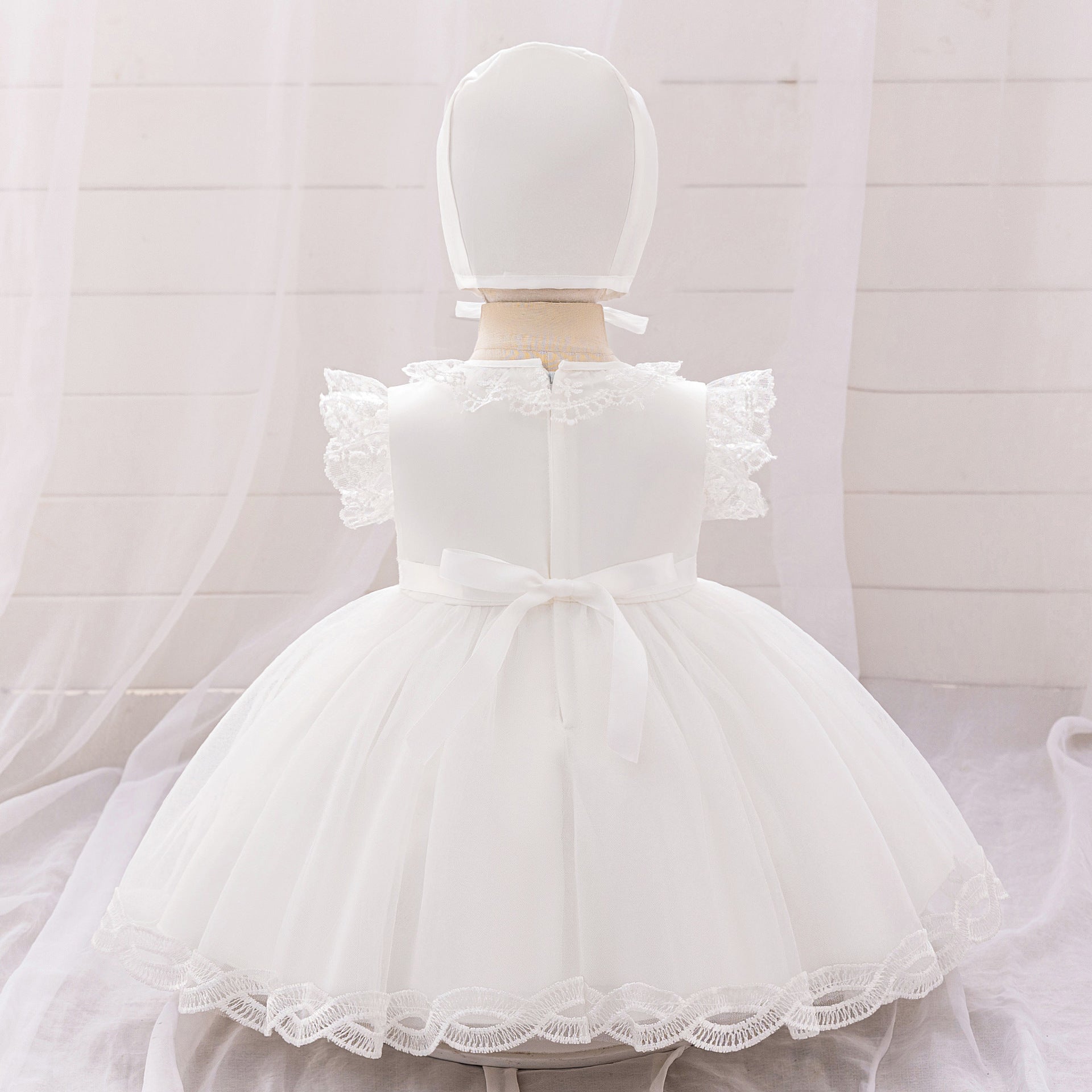 Infants and toddlers, baby year-old washing dress, baby girl embroidered mesh princess dress, children's full moon 100-day grab week dress