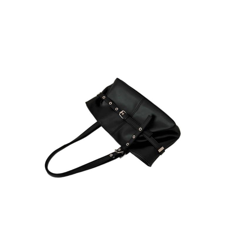 Niche design Korean version armpit bag autumn and winter new large-capacity commuting versatile tote bag locomotive style shoulder bag women