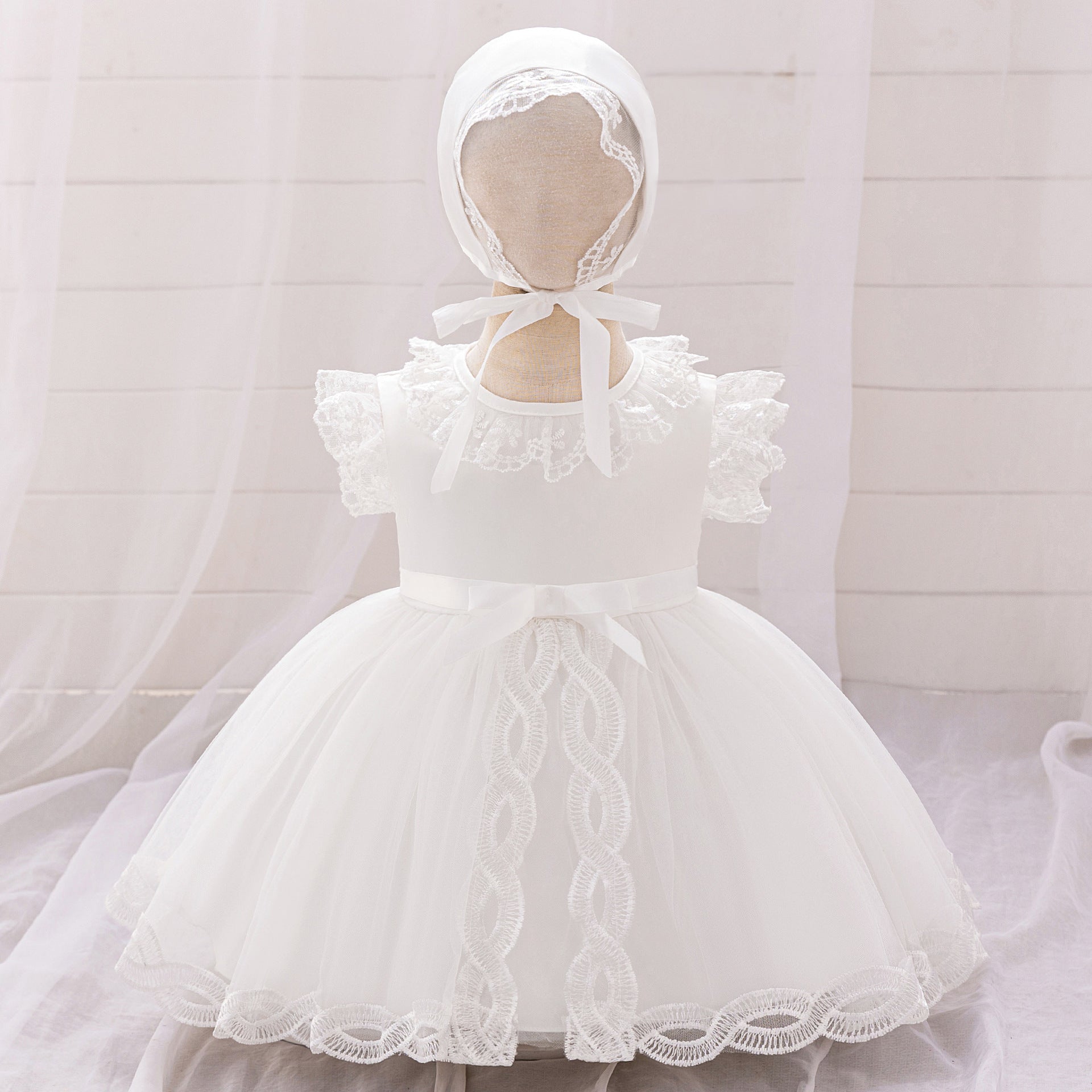 Infants and toddlers, baby year-old washing dress, baby girl embroidered mesh princess dress, children's full moon 100-day grab week dress