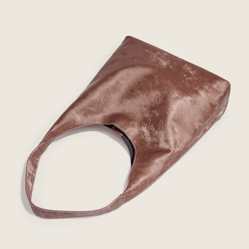 Large-capacity retro bag women's 2025 autumn and winter new versatile shoulder bag premium texture commuter tote bag tide