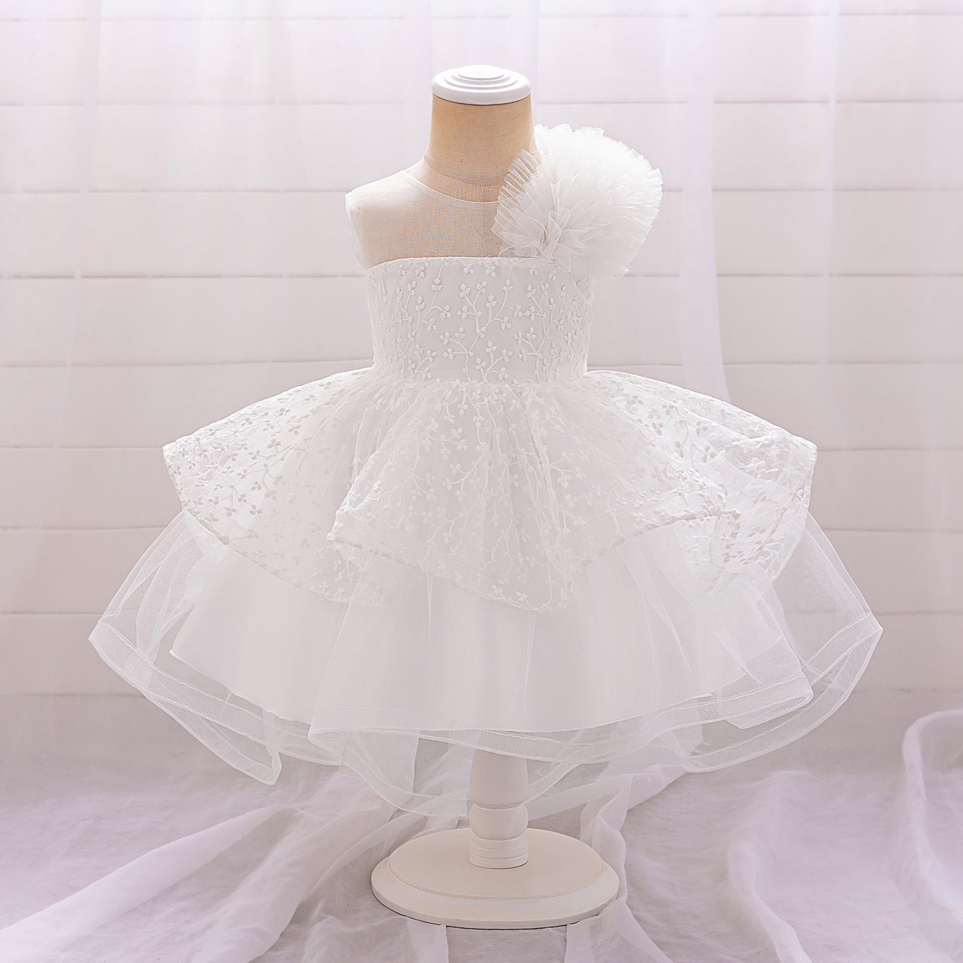 Girls' Dress Light Luxury Lace Fluffy Princess Dress Children's Host Walk Show Birthday Banquet Piano Performance Costume