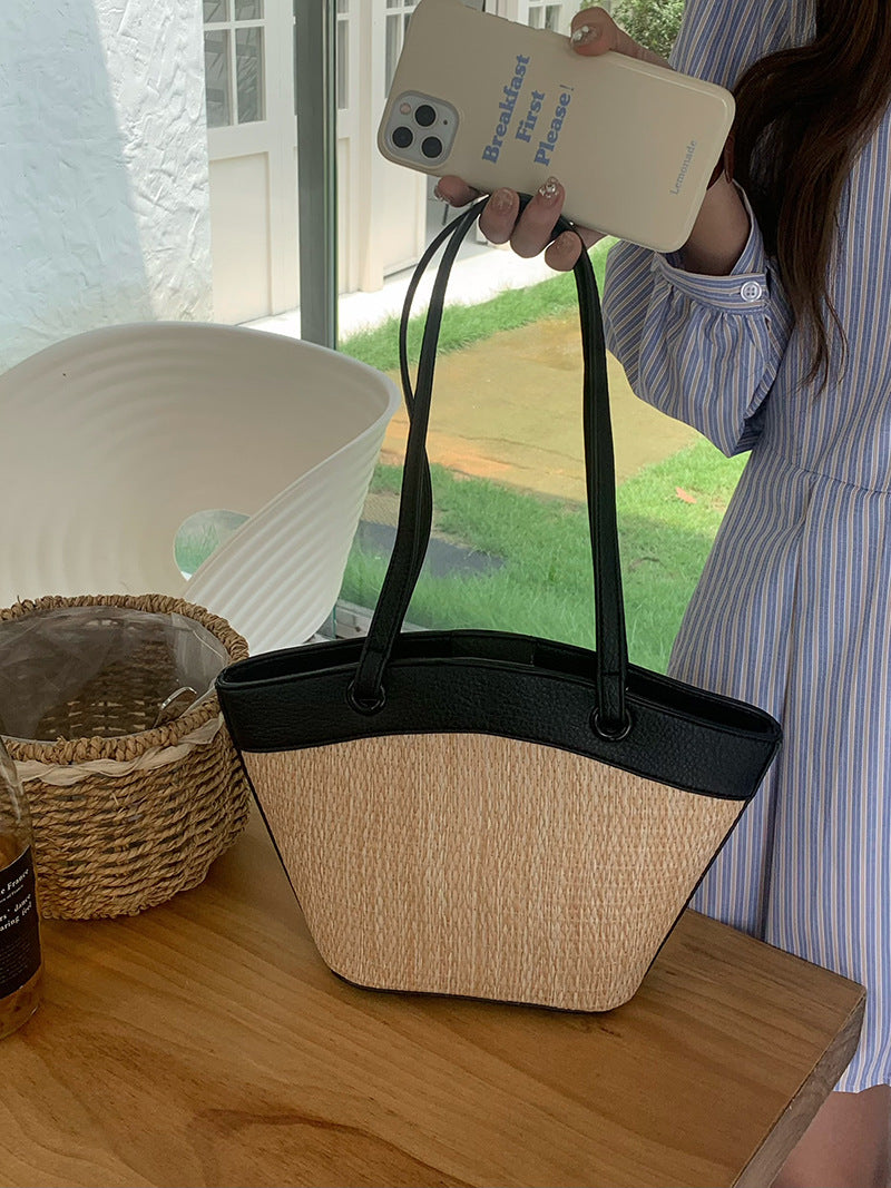 French Retro Straw Bag – Vacation-Ready Woven Shoulder Tote