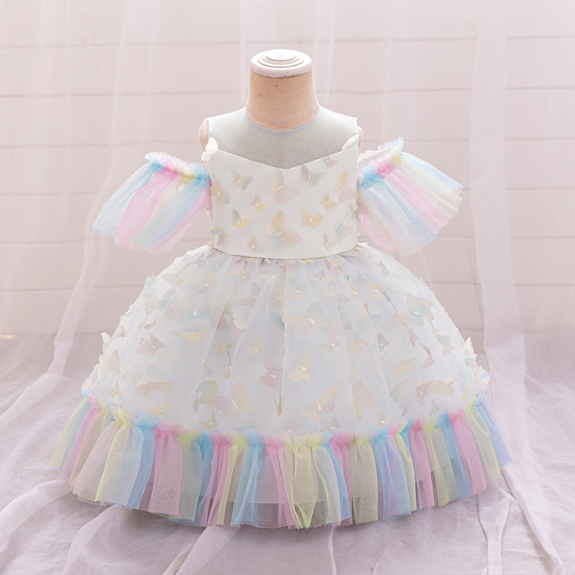 New children's dress girls' first-year dress cross-border princess dress hollow butterfly satin mesh fluffy long skirt