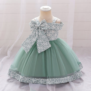 Foreign trade summer new children's big bow suspender princess dress fluffy mesh dress flower girl catwalk performance clothes