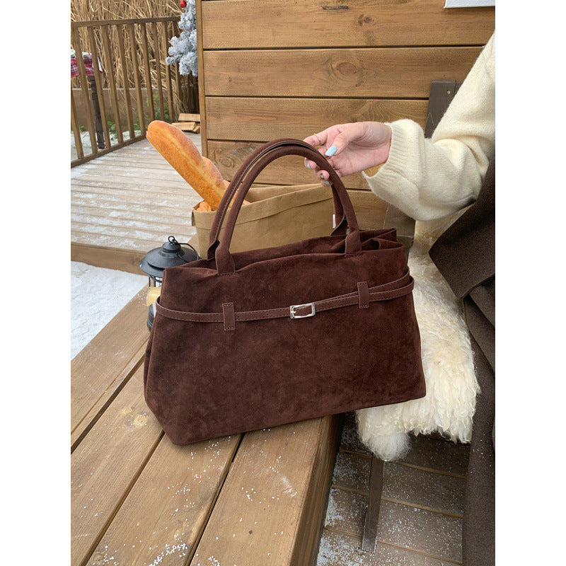 Cross-border fashion retro velvet matte large-capacity handbag women's 2025 autumn and winter new simple casual big bag