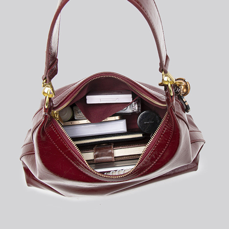 Retro texture commuter bag women's large capacity 2025 new autumn and winter versatile casual shoulder commuter bag tote bag