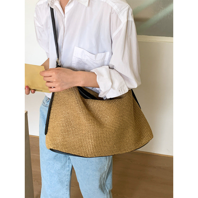 This year, the popular straw bag women's 2025 new large-capacity shoulder messenger tote seaside vacation beach bag