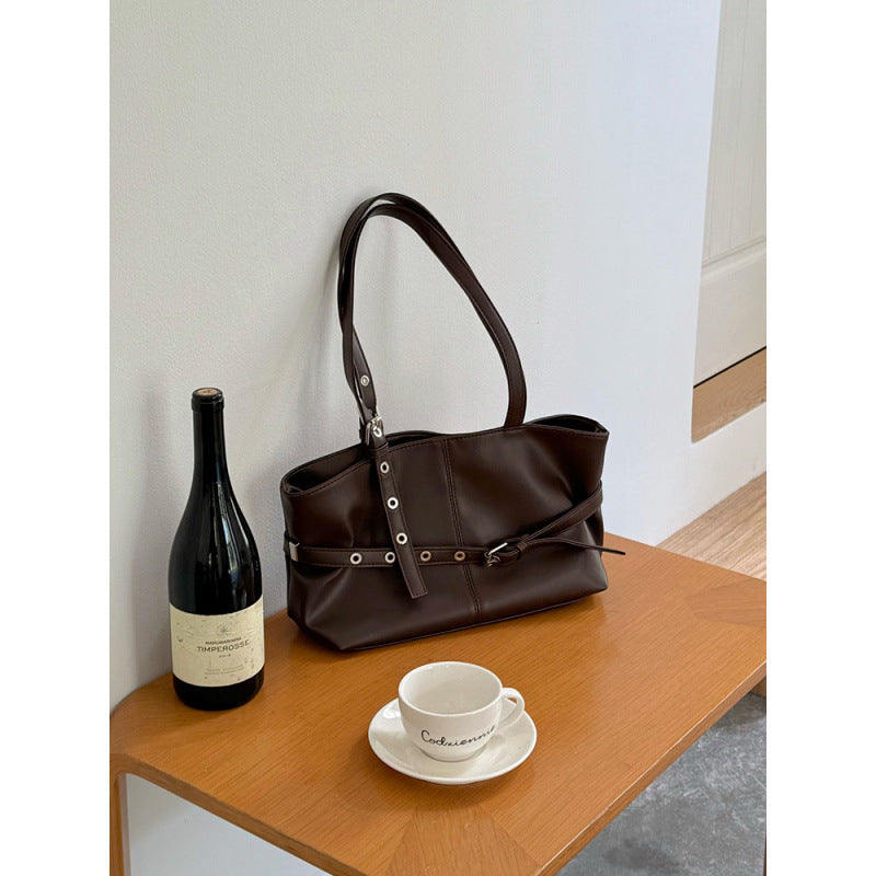 Niche design Korean version armpit bag autumn and winter new large-capacity commuting versatile tote bag locomotive style shoulder bag women