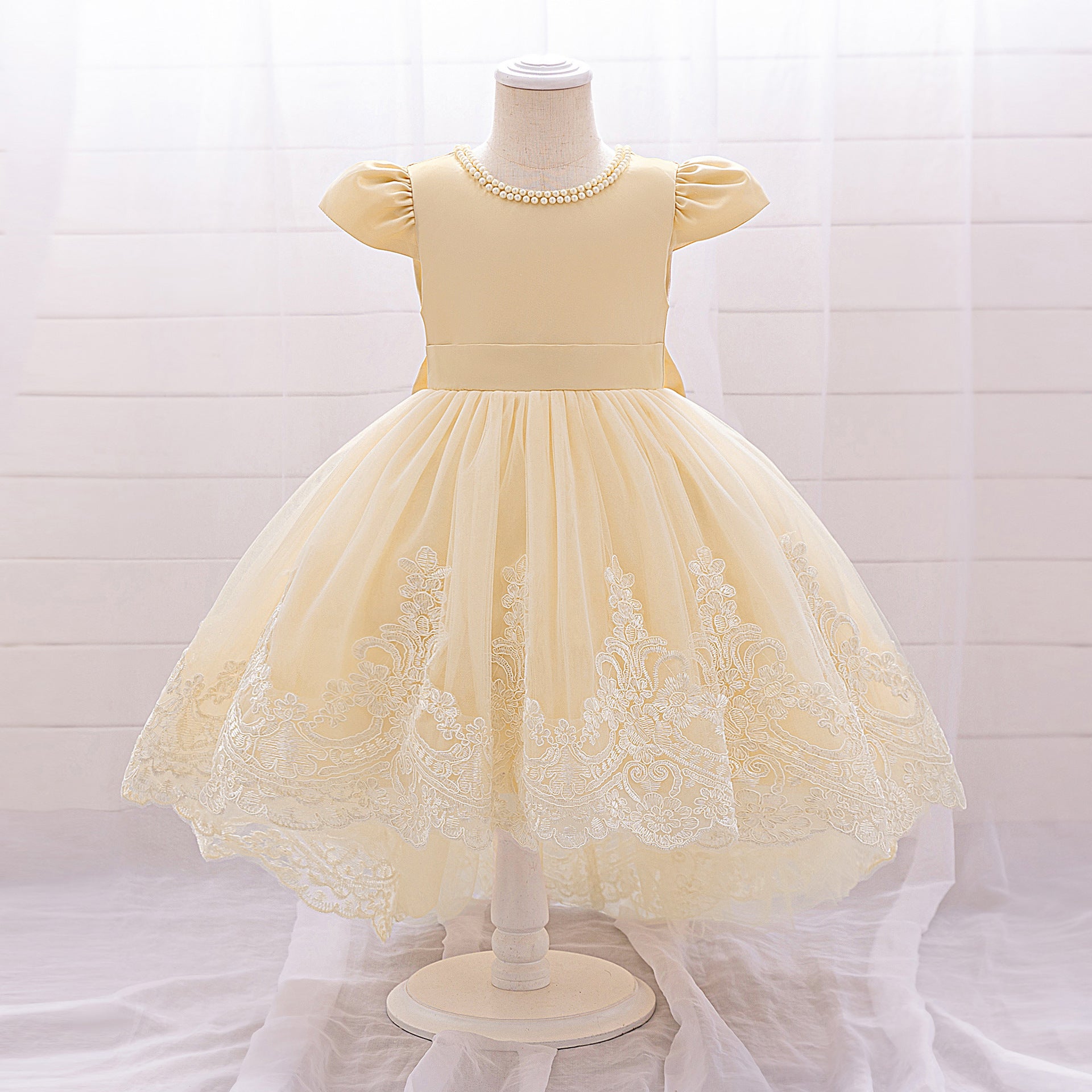 Princess new girls dress trailing puffy gauze skirt children's stage catwalk performance dress birthday banquet gift