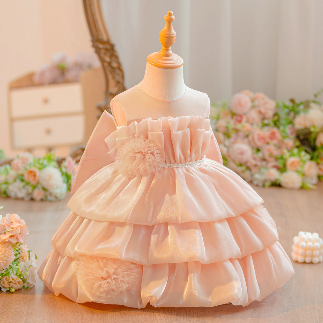 Cross-border new baby dress, foreign style party princess dress, organza three-dimensional flower cake, children's dress in stock