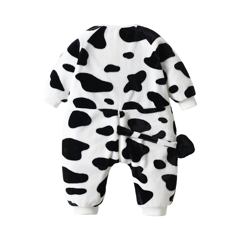 Qile Rabbit autumn new 0-5 year old infants and young children black and white cow texture loose long-sleeved flannel onesie